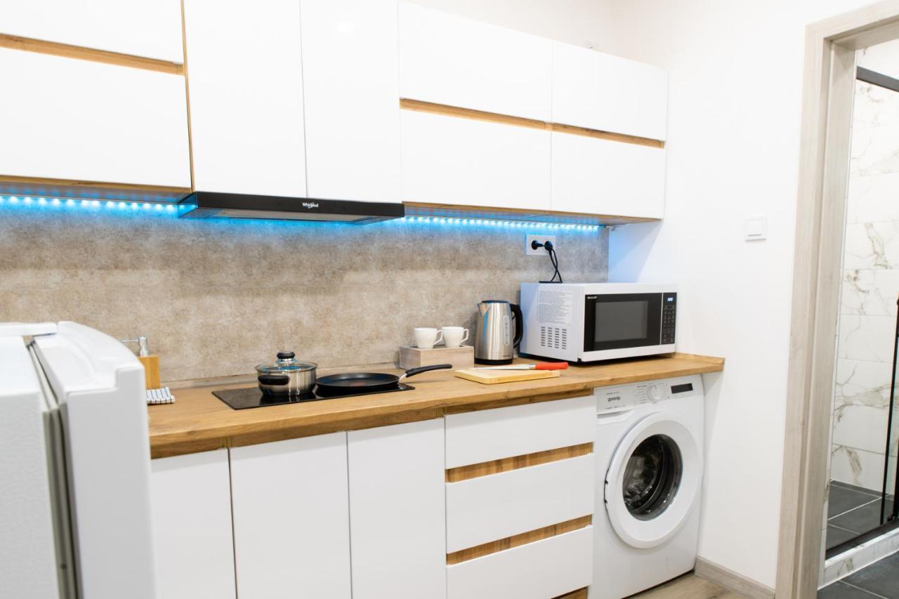 Štúrovo The Central Border Premium Apartment מראה חיצוני תמונה