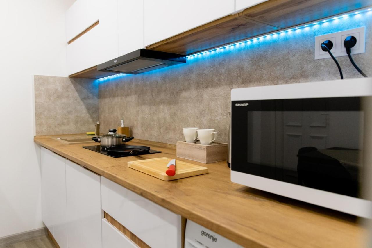 Štúrovo The Central Border Premium Apartment מראה חיצוני תמונה