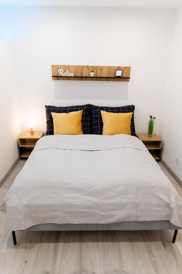 Štúrovo The Central Border Premium Apartment מראה חיצוני תמונה